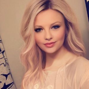 Meet your Posher, Kelsey